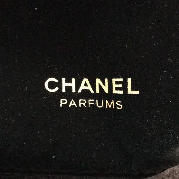 Chanel Velvet With Large Gold Trim Pouch - Picture 3 of 7